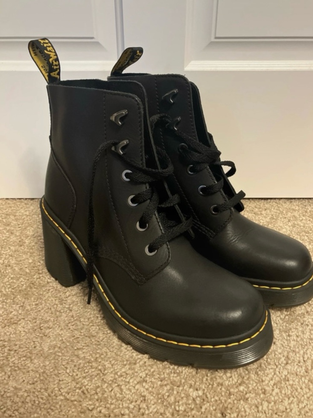 Dr Martens Jesy Leather Heeled Boots